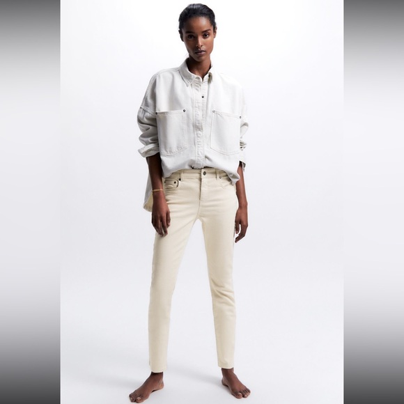 Zara Mid Waist Skinny Jeans - Picture 3 of 14